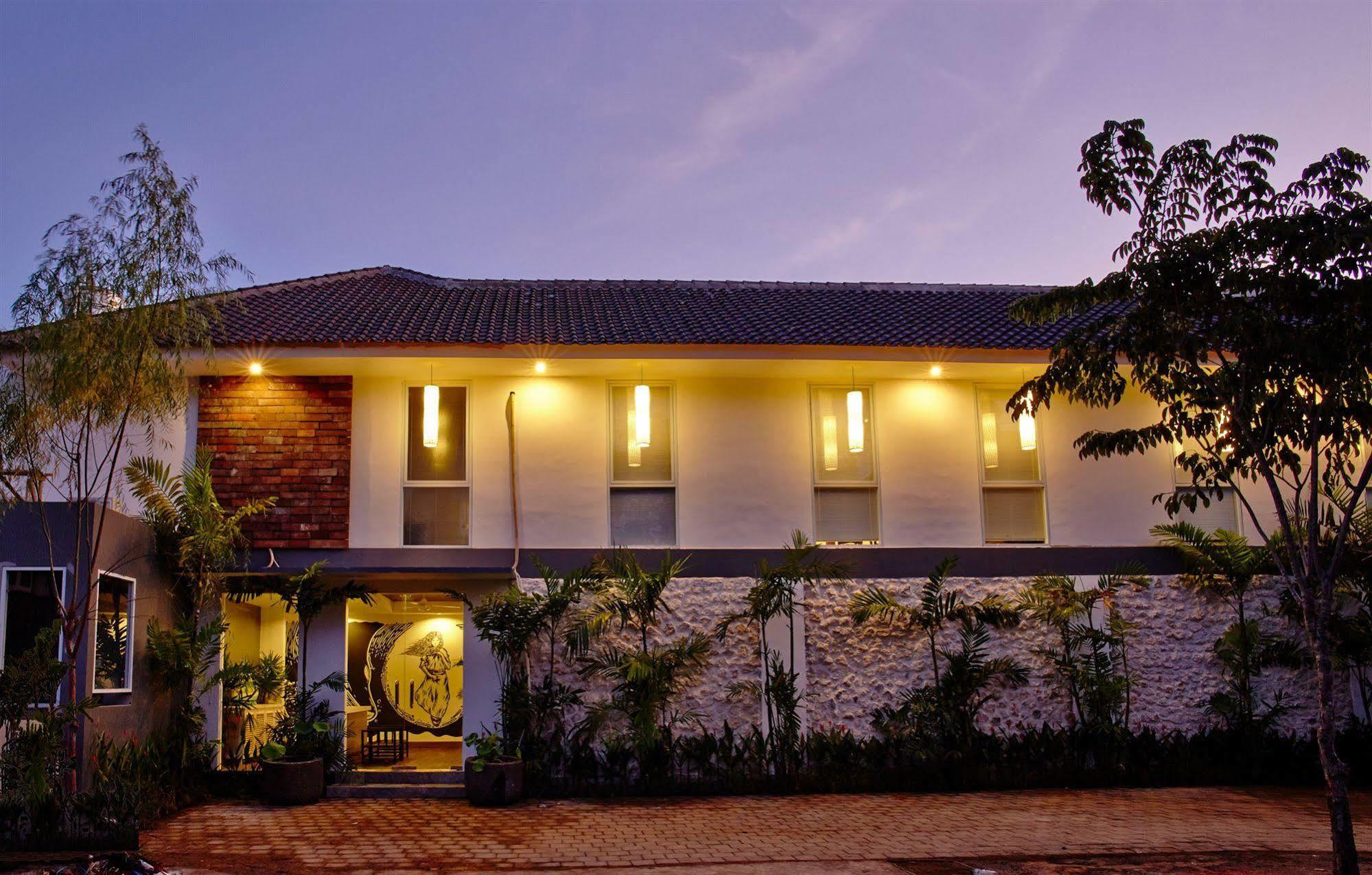 7 Bidadari Boutique Hotel Seminyak  Luaran gambar
