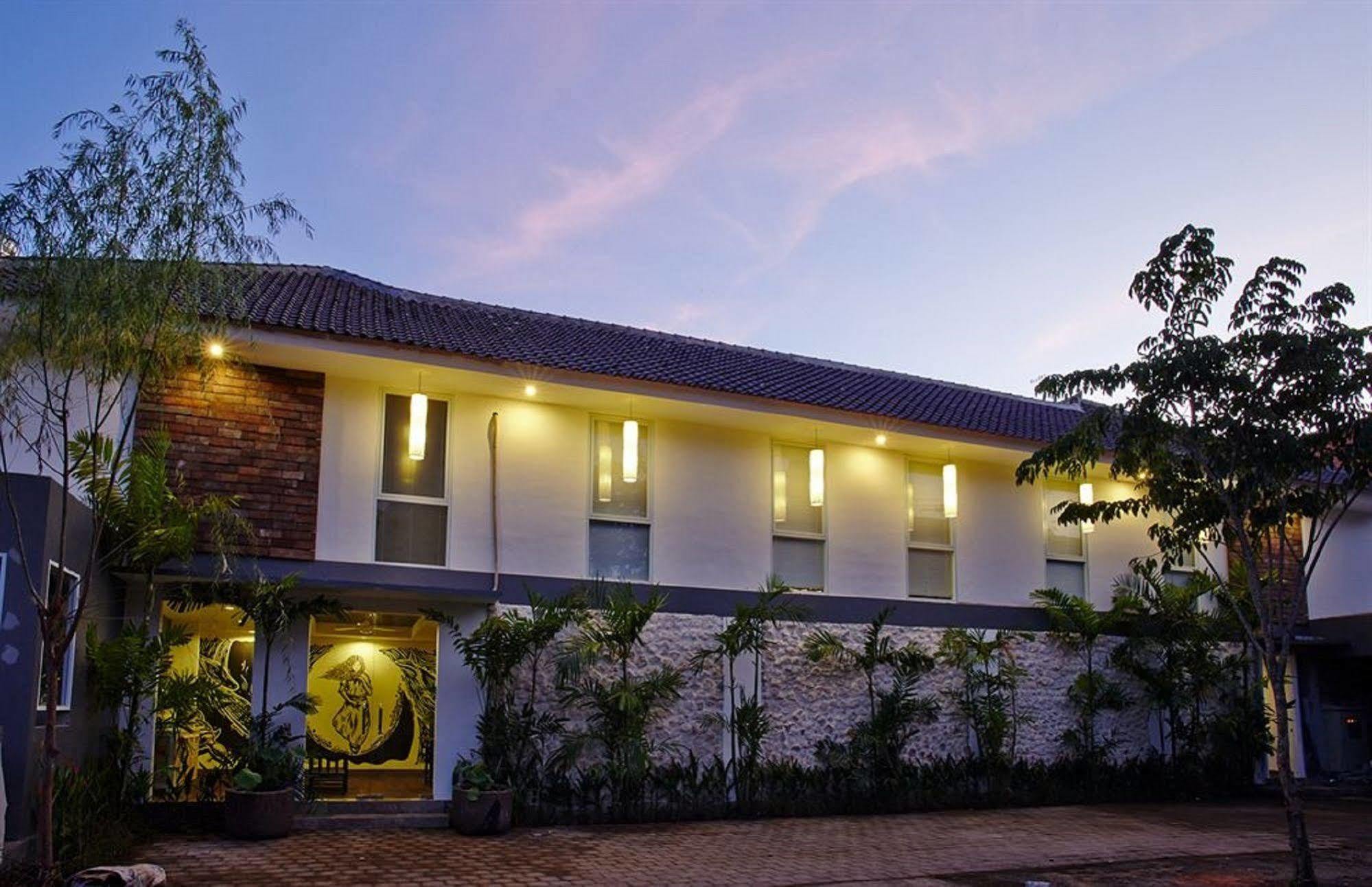 7 Bidadari Boutique Hotel Seminyak  Luaran gambar